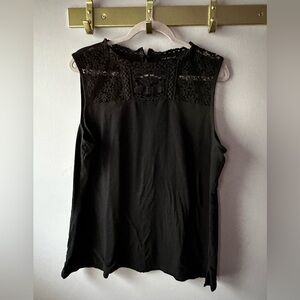 Lane Bryant Navy Blue Floral Crochet Sleeveless Top Size 18/20